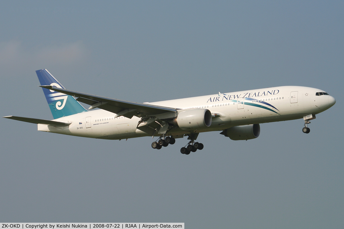 ZK-OKD, 2006 Boeing 777-219/ER C/N 29401,  