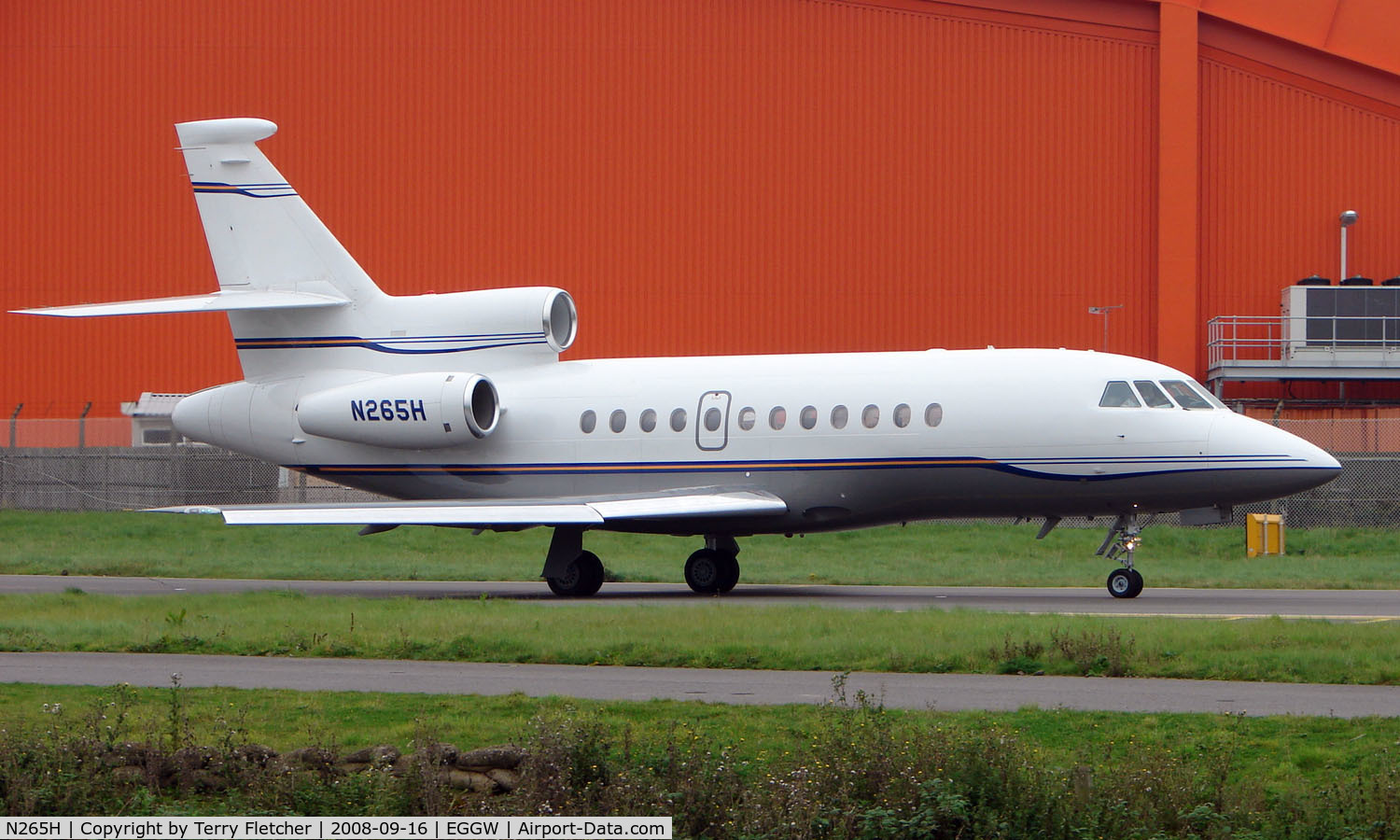 N265H, 2004 Dassault Falcon 900EX C/N 139, American Falcon 900EX - Visitor to Luton In September 2008