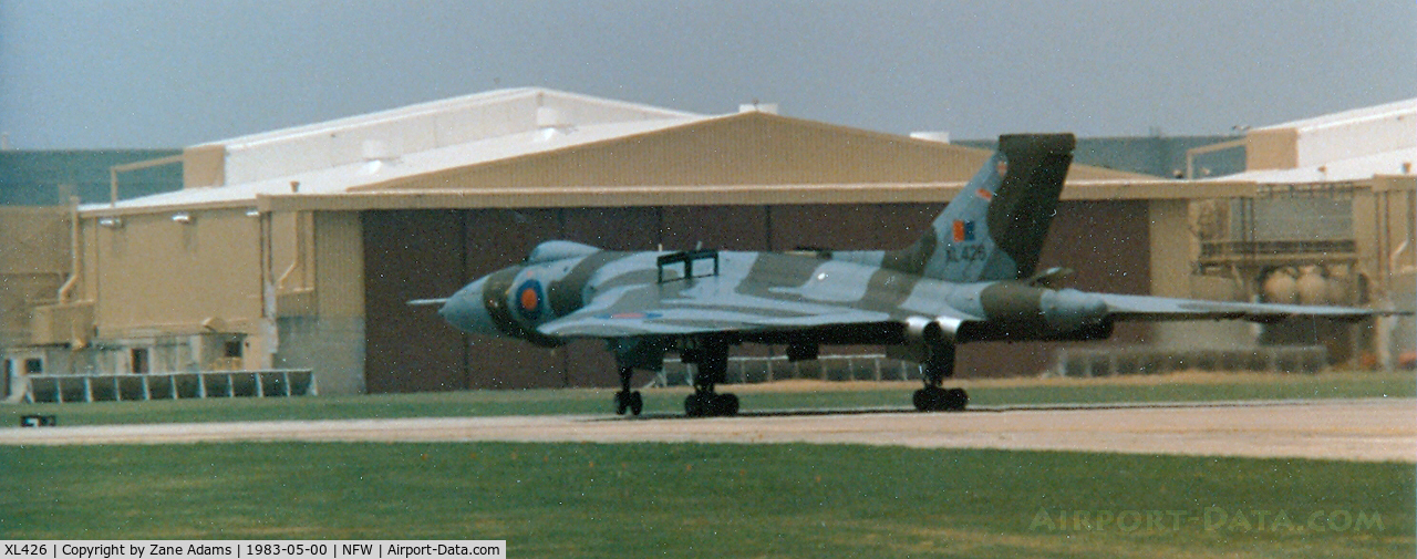 XL426, 1962 Avro Vulcan B.2 C/N Set 44, RAF Vulcan at Carswell AFB Airshow!