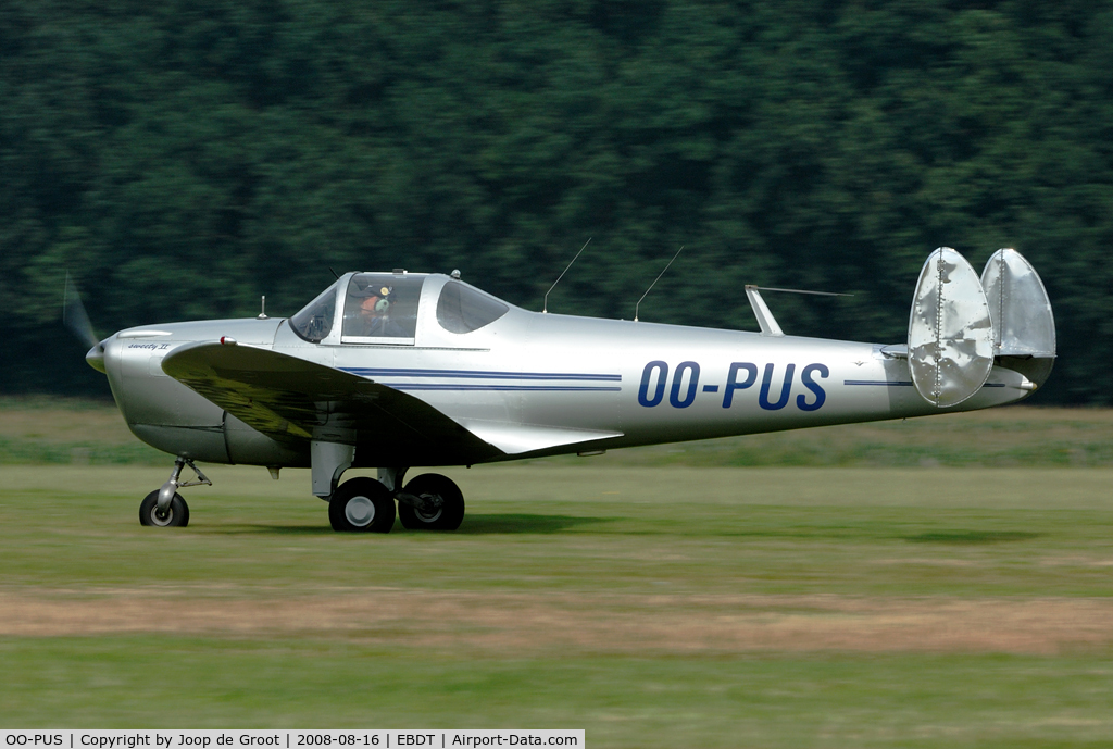 OO-PUS, 1947 Erco 415D Ercoupe C/N 4577, Landing at the old timer fly in.