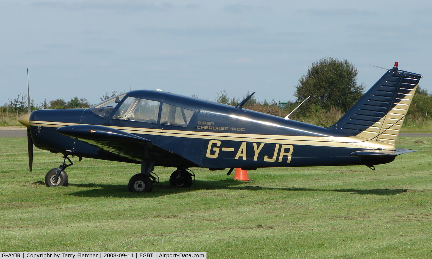 G-AYJR, 1970 Piper PA-28-140 Cherokee C/N 28-26694, A visitor to the 2008 Turweston Vintage and Classic Day