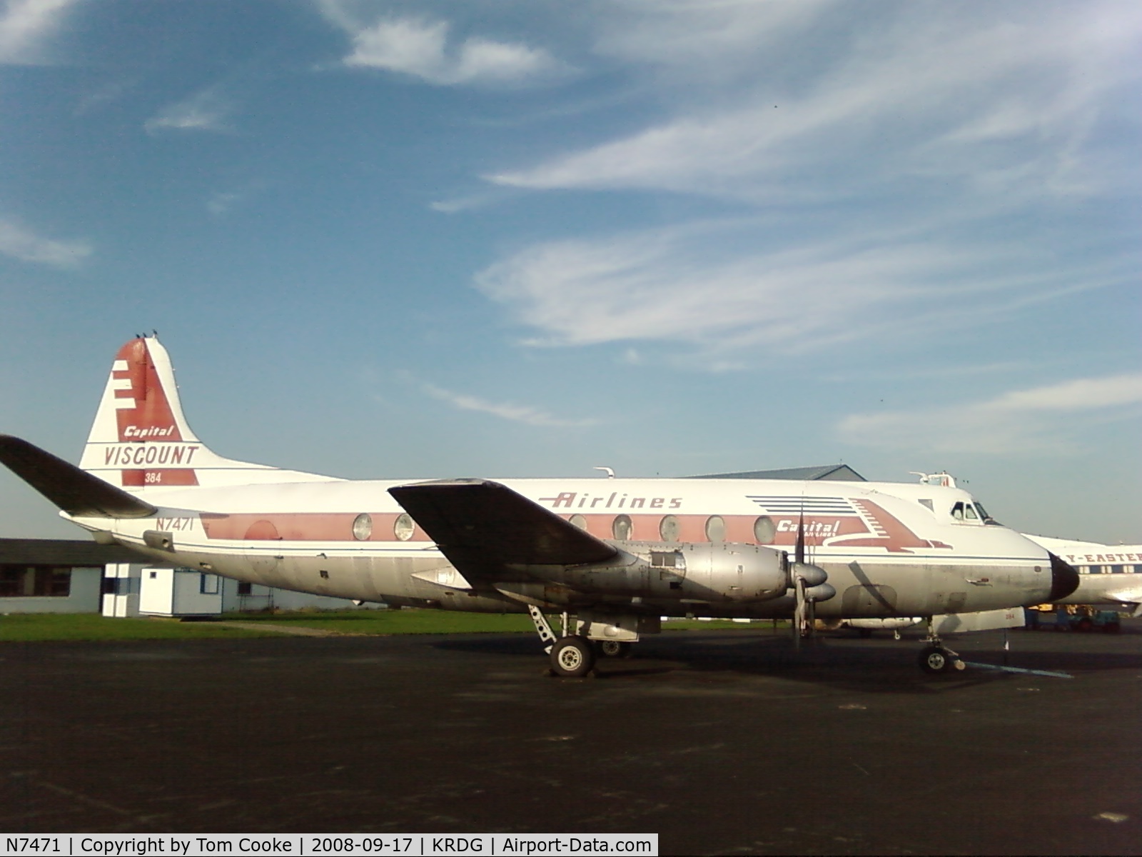 N7471, 1957 Vickers Viscount 797 C/N 233, still parked at Reading