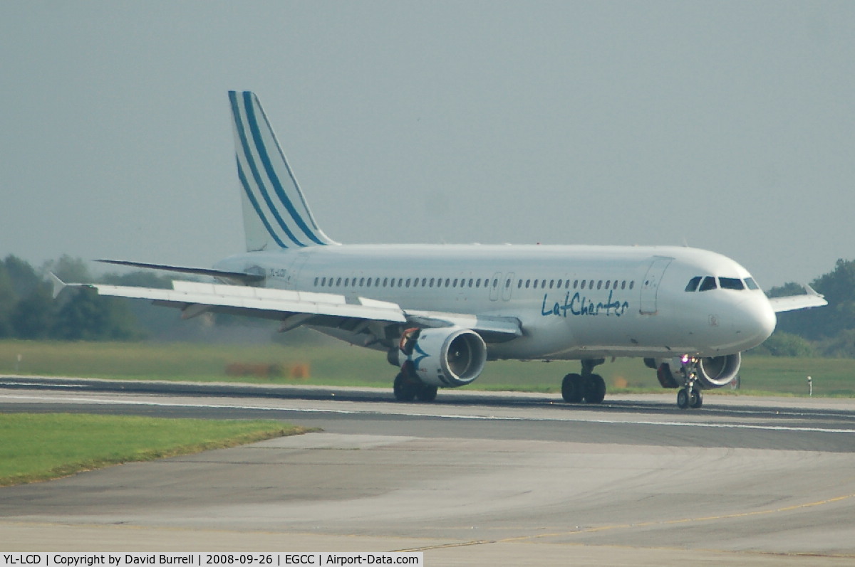 YL-LCD, 1992 Airbus A320-211 C/N 359, Lat Charter - Landing