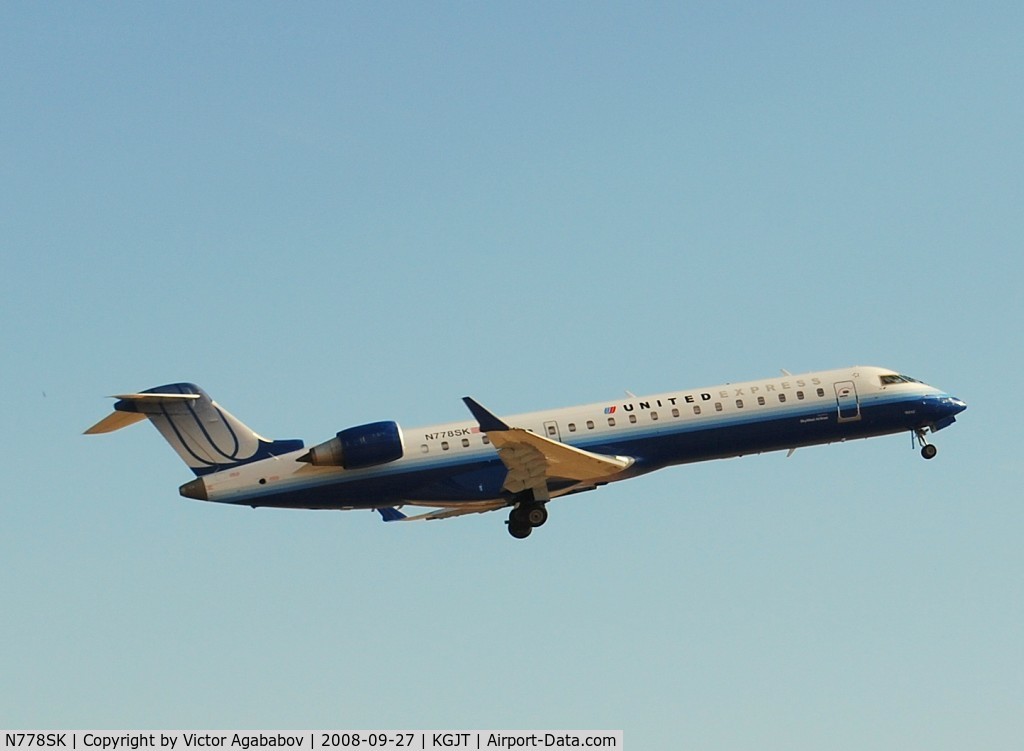 N778SK, 2006 Bombardier CRJ-700 (CL-600-2C10) Regional Jet C/N 10242, At Grand Junction Airshow.