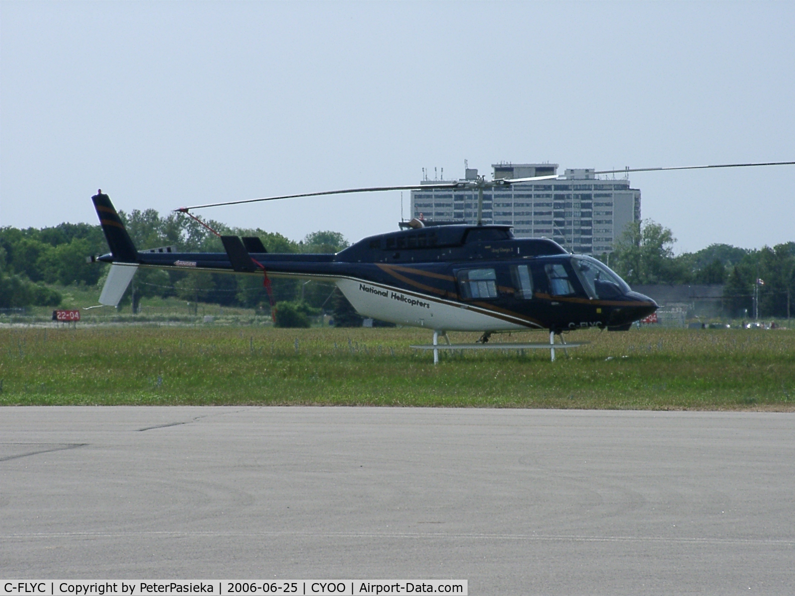 C-FLYC, 1980 Bell 206L-1 LongRanger II C/N 45478, @ Oshawa Airport