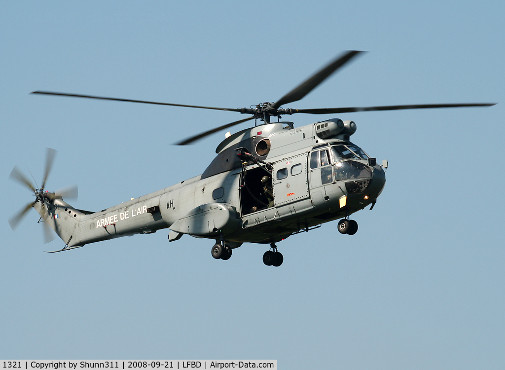 1321, Aérospatiale SA-330B Puma C/N 1321, Puma used as a demo during Patrimony Open Day at the CAEA Museum...