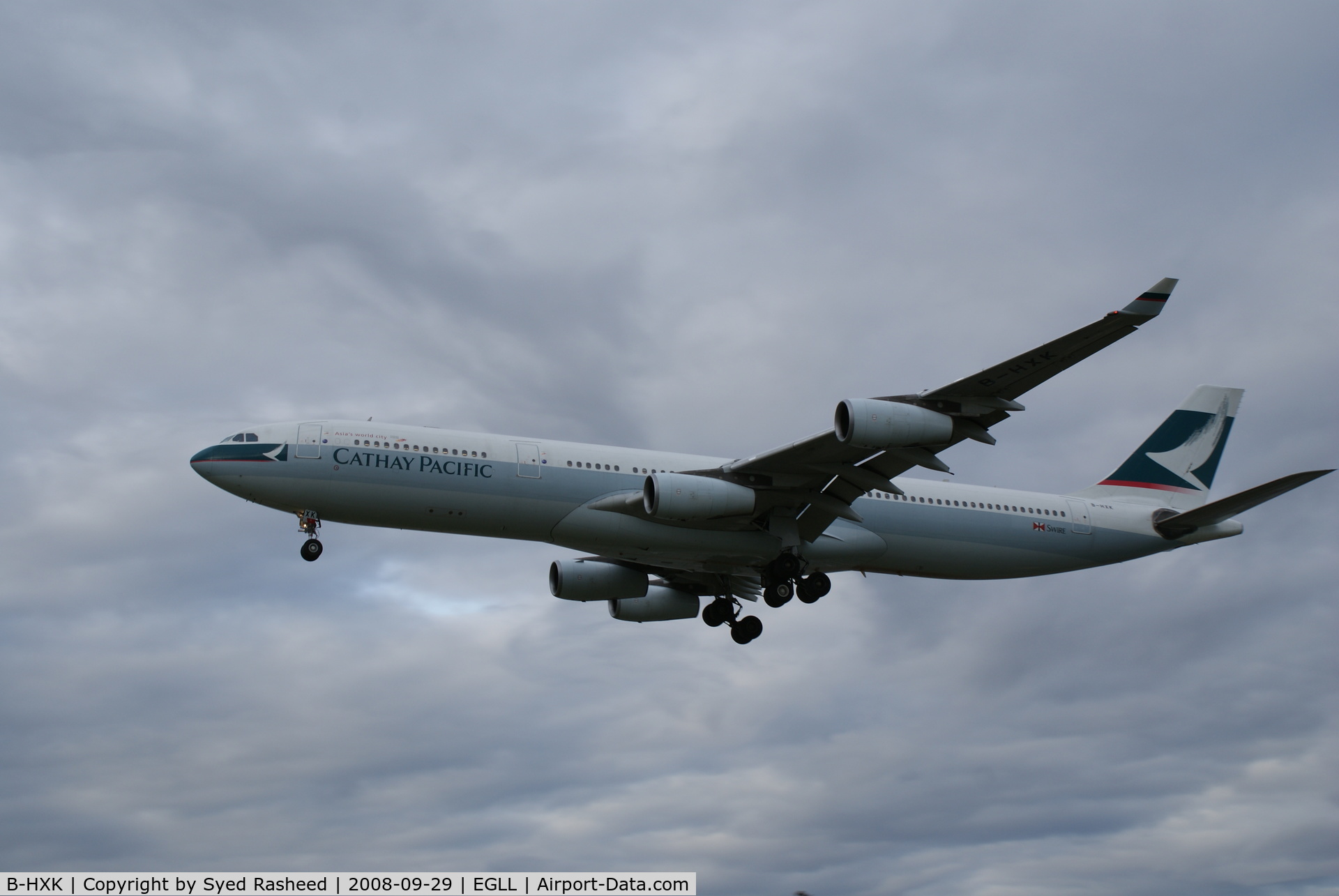 B-HXK, Airbus A340-313 C/N 228, Cathay Pacific A343 on finals
