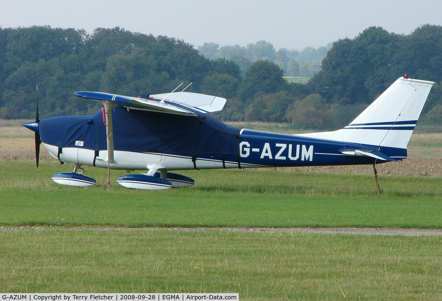 G-AZUM, 1972 Reims F172L Skyhawk C/N 0863, Cessna F172L at Fowlmere