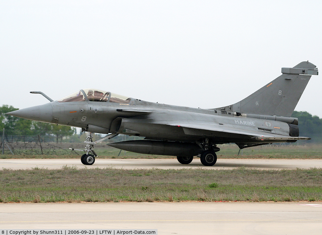 8, Dassault Rafale M C/N 8, Come back from his demo flight during Navy Open Day 2006