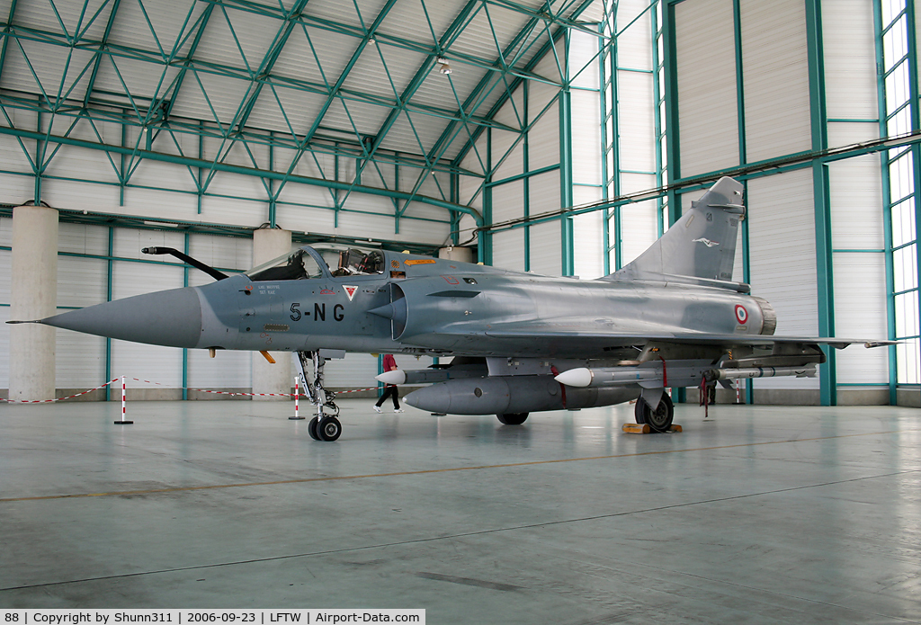 88, Dassault Mirage 2000C C/N 340, Displayed during Navy Open Day 2006