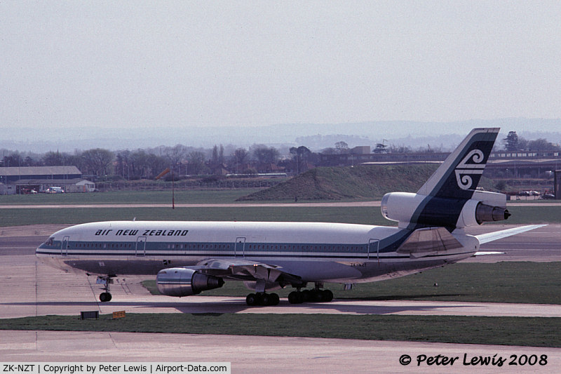 ZK-NZT, 1977 McDonnell Douglas DC-10-30 C/N 46950, Air New Zealand Ltd., Auckland