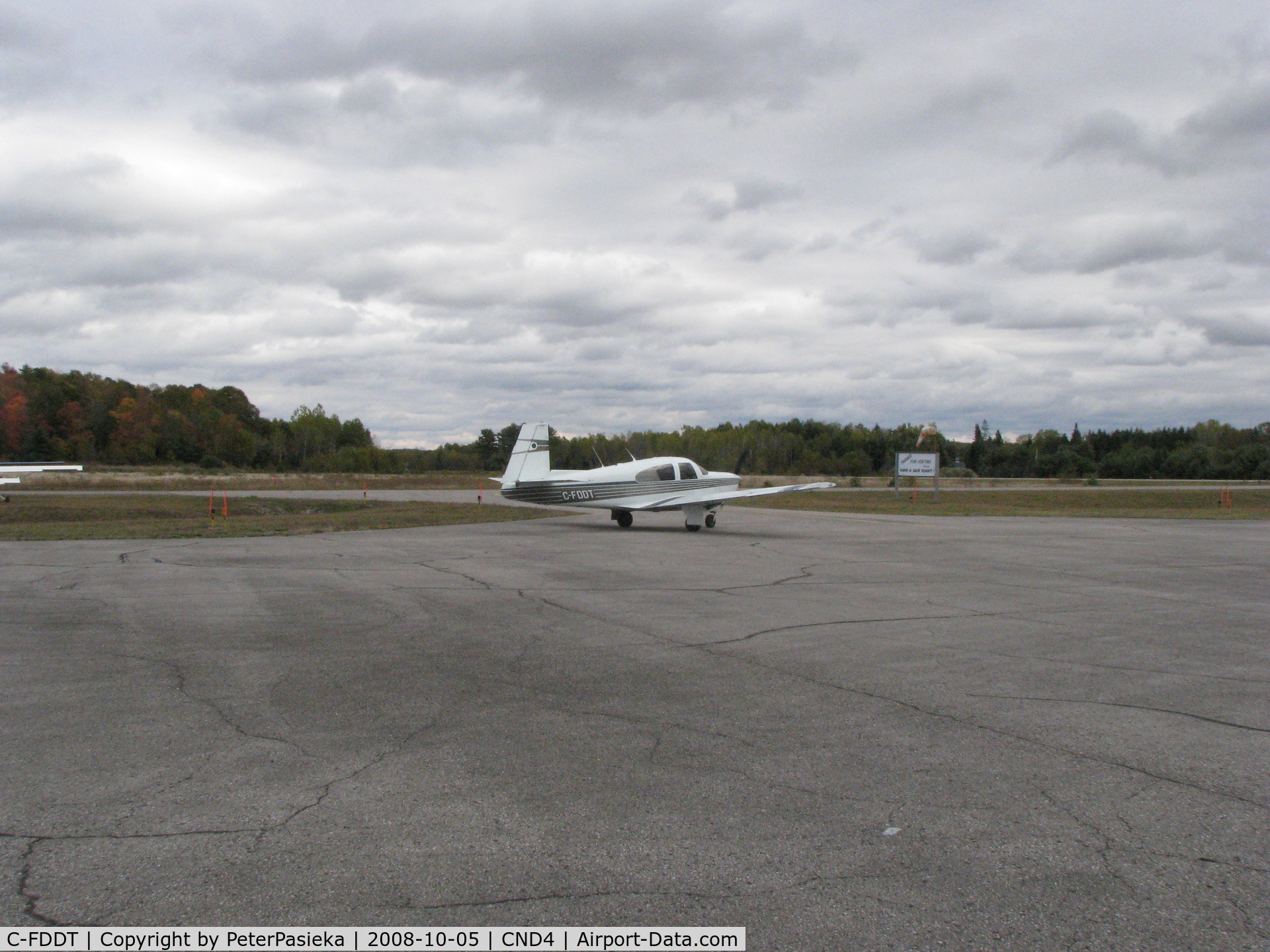 C-FDDT, 1964 Mooney M20E C/N 178, @ Haliburton/Stanhope Muni Airport, Ontario Canada. Fall Colours Fly-in 2008