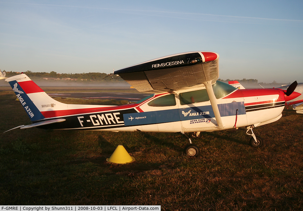 F-GMRE, Reims FR182 C/N 0016, Parked...