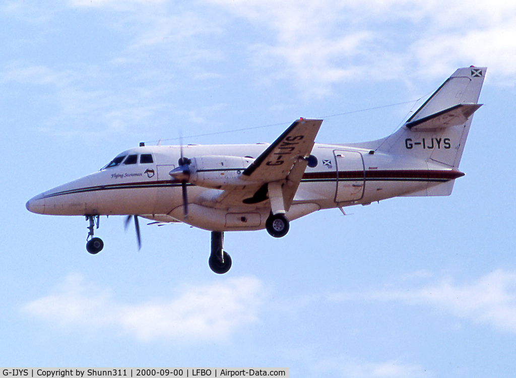 G-IJYS, 1986 British Aerospace BAe-3102 Jetstream 31 C/N 715, Landing rwy 32L
