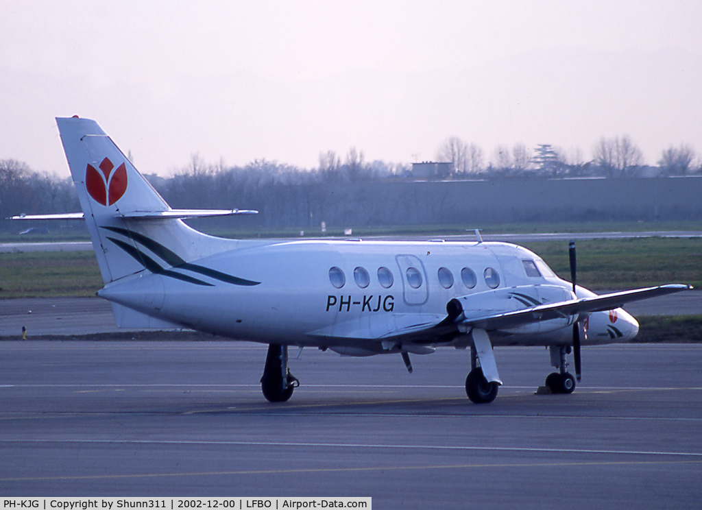 PH-KJG, 1986 British Aerospace BAe-3108 Jetstream 31 C/N 690, Parked at the General Aviation area...