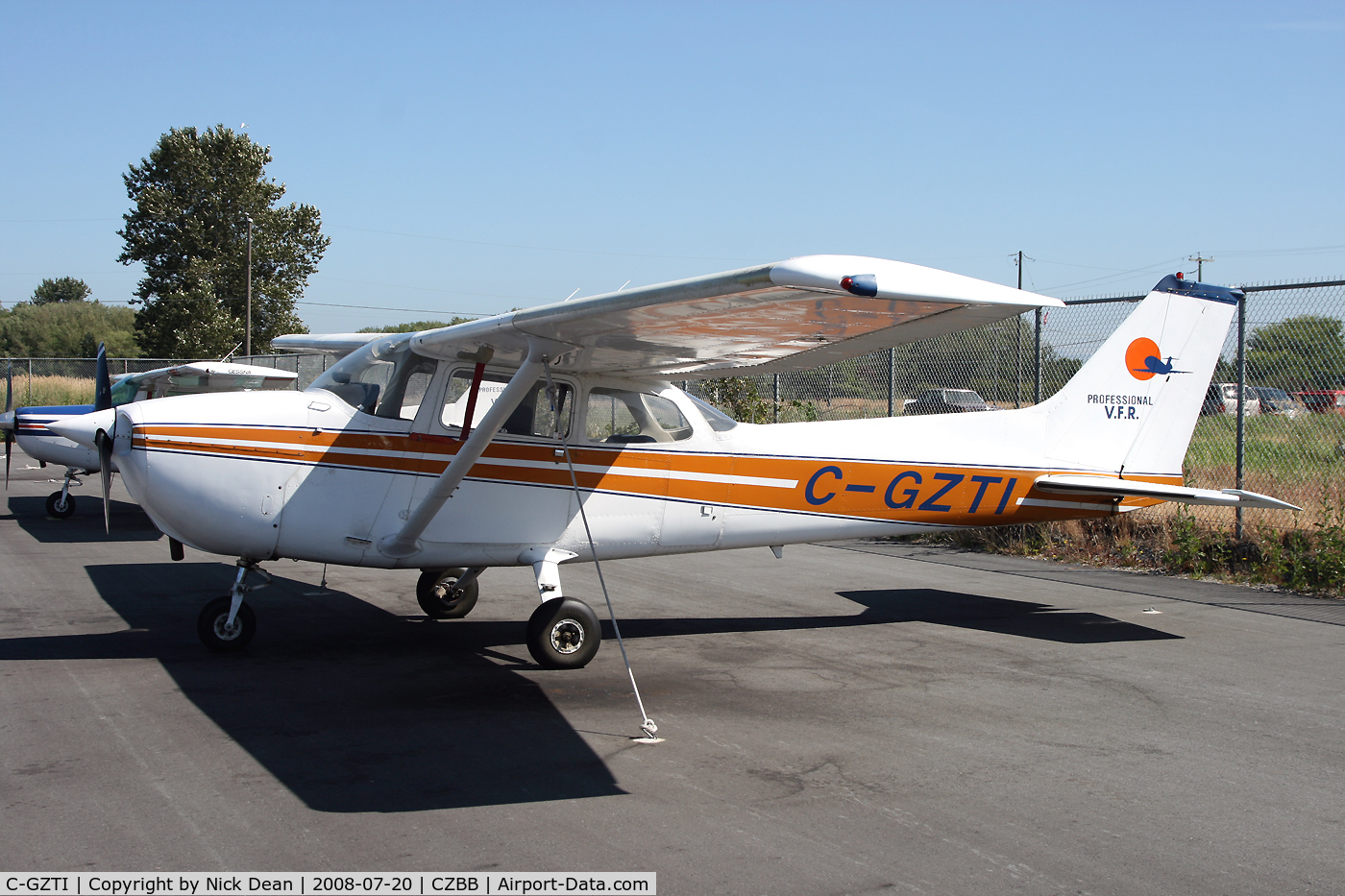 C-GZTI, 1977 Cessna 172N C/N 17269908, Boundary Bay BC