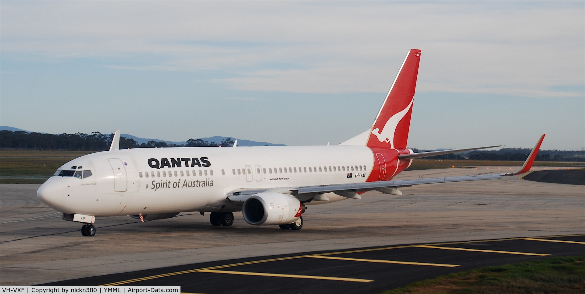 VH-VXF, 2001 Boeing 737-838 C/N 29553, This qantas 738 has just arrived, taken around 07:00 local