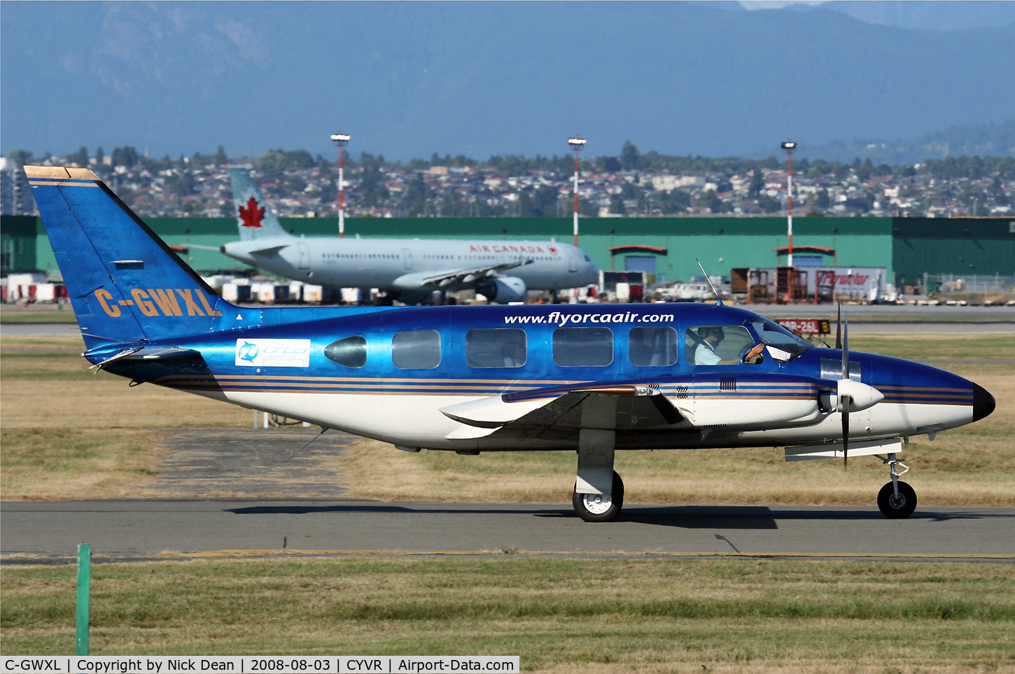 C-GWXL, 1979 Piper PA-31-350 Chieftain C/N 31-7952036, /