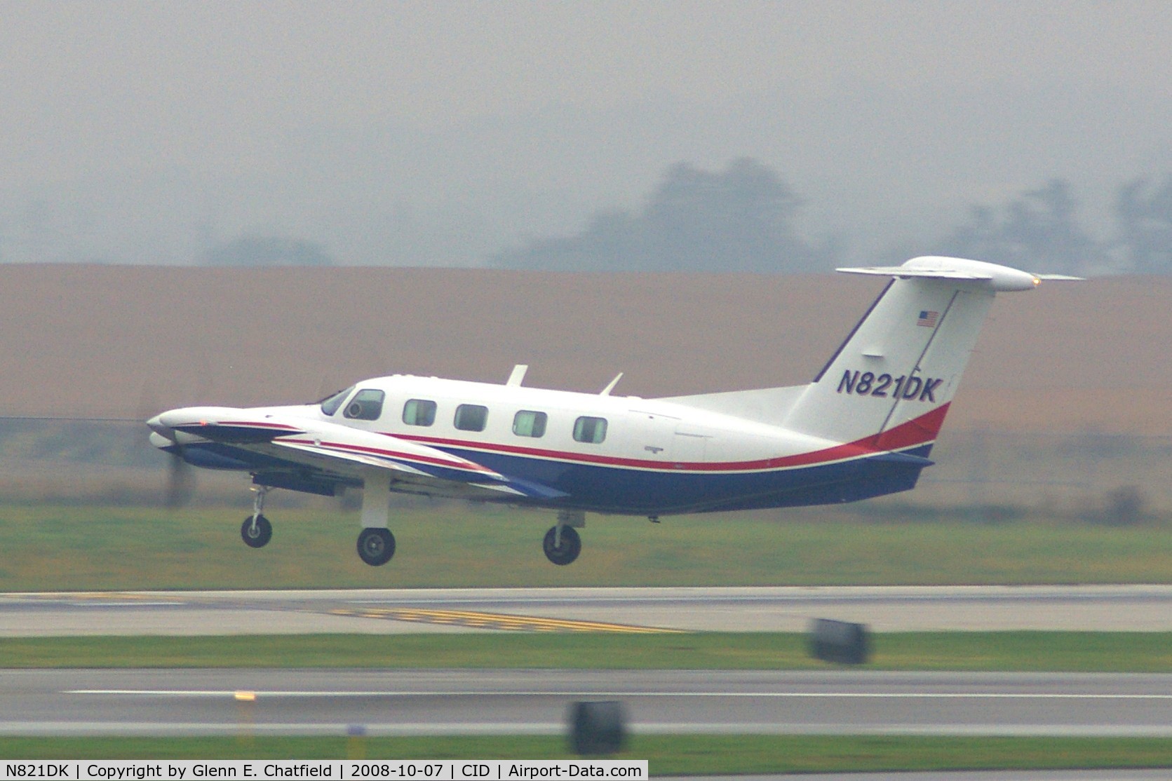 N821DK, 1981 Piper PA-42 C/N 42-8001061, Departing Runway 13, foggy morning