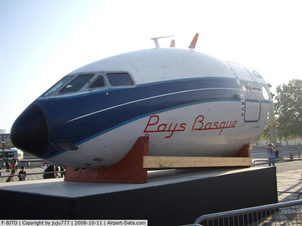 F-BJTO, 1963 Sud Aviation SE-210 Caravelle III C/N 148, on display at champs-Elysées for 100 years of GIFAS