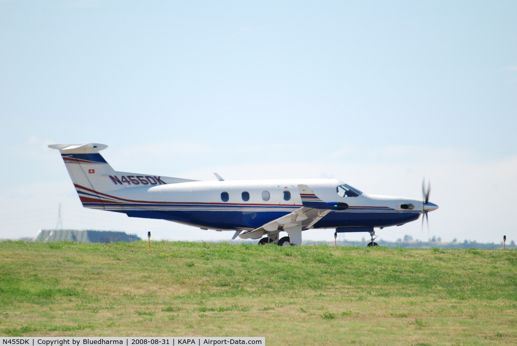 N455DK, 1998 Pilatus PC-12/45 C/N 194, Position and Hold for 17L.