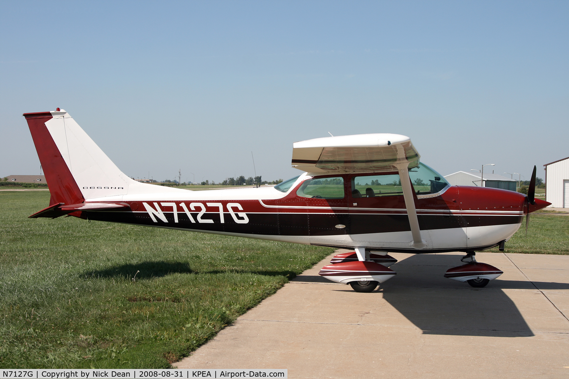 N7127G, 1969 Cessna 172K Skyhawk C/N 17258827, /