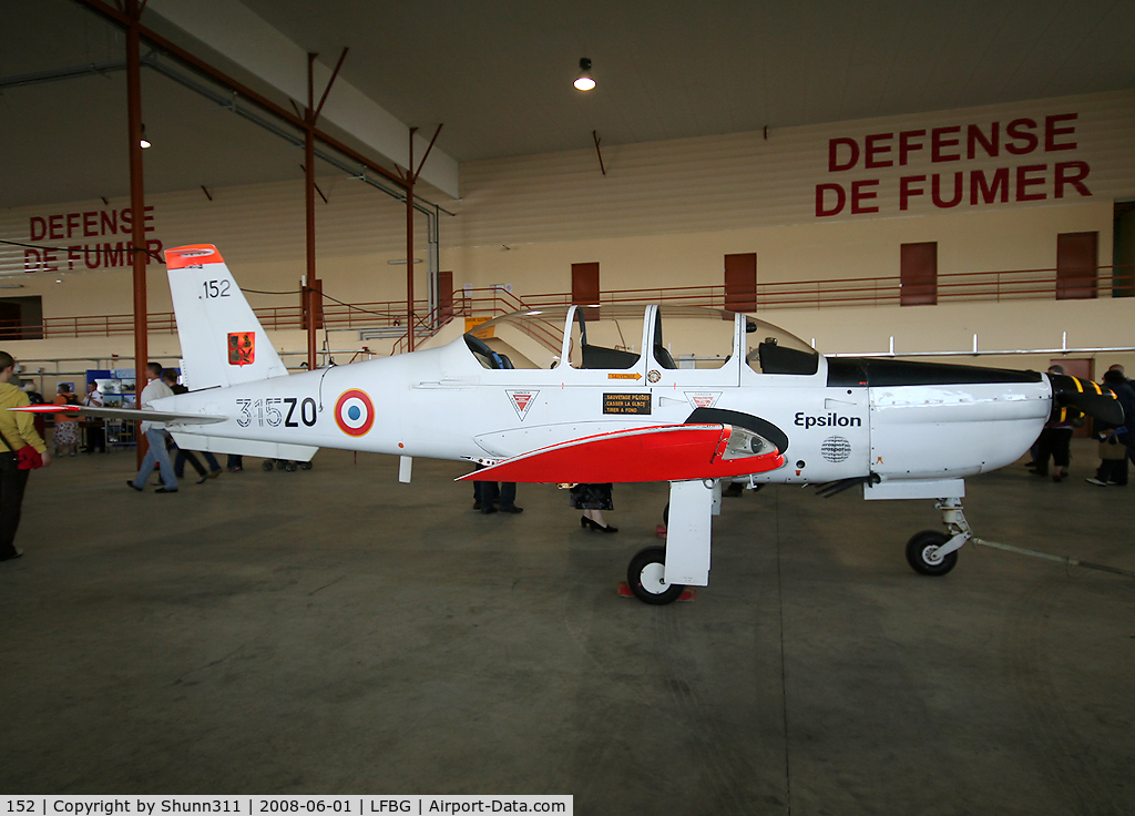 152, Socata TB-30 Epsilon C/N 152, Displayed during LFBG Airshow 2008