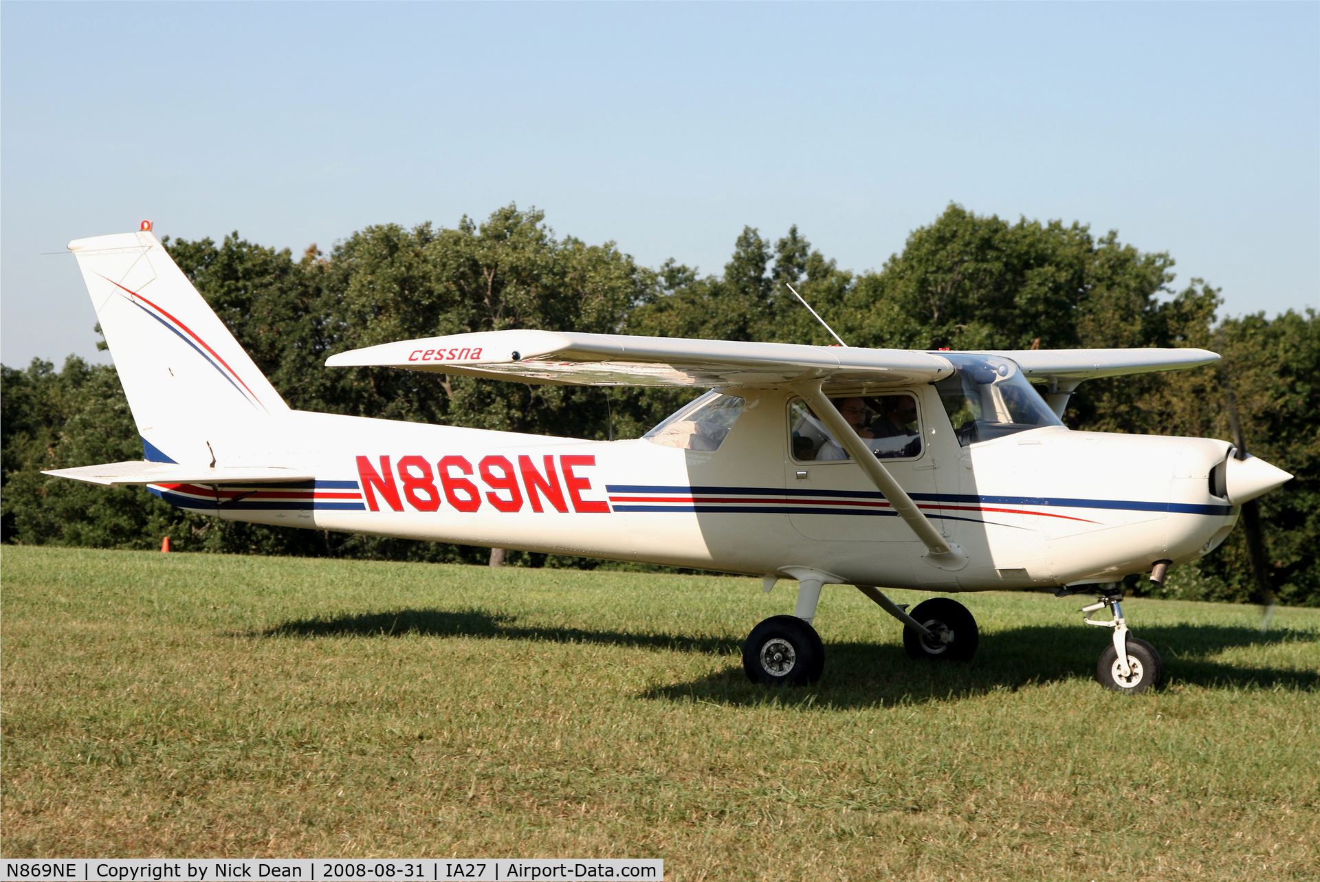 N869NE, 1977 Cessna 152 C/N 15280149, /
