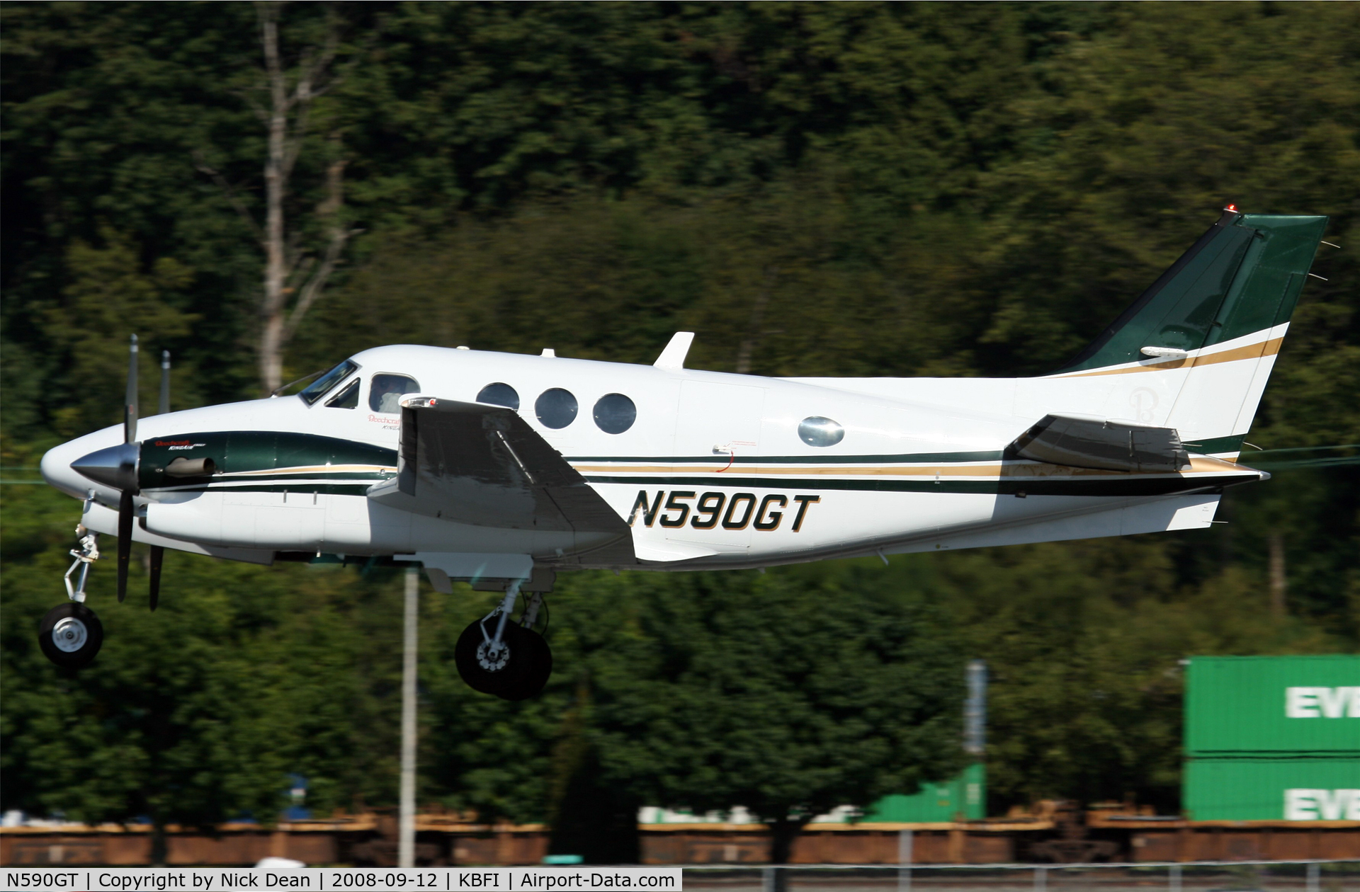 N590GT, Raytheon C90GT King Air C/N LJ-1759, /