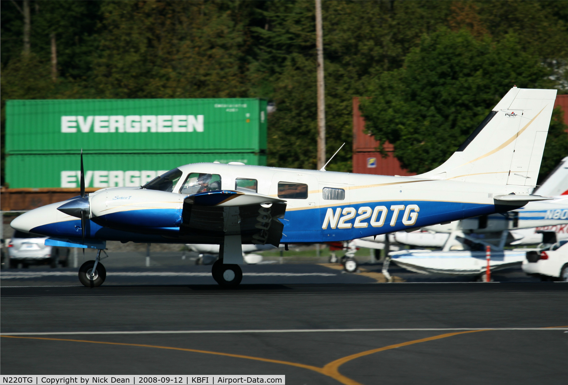 N220TG, 2002 Piper PA-34-220T C/N 3449265, /