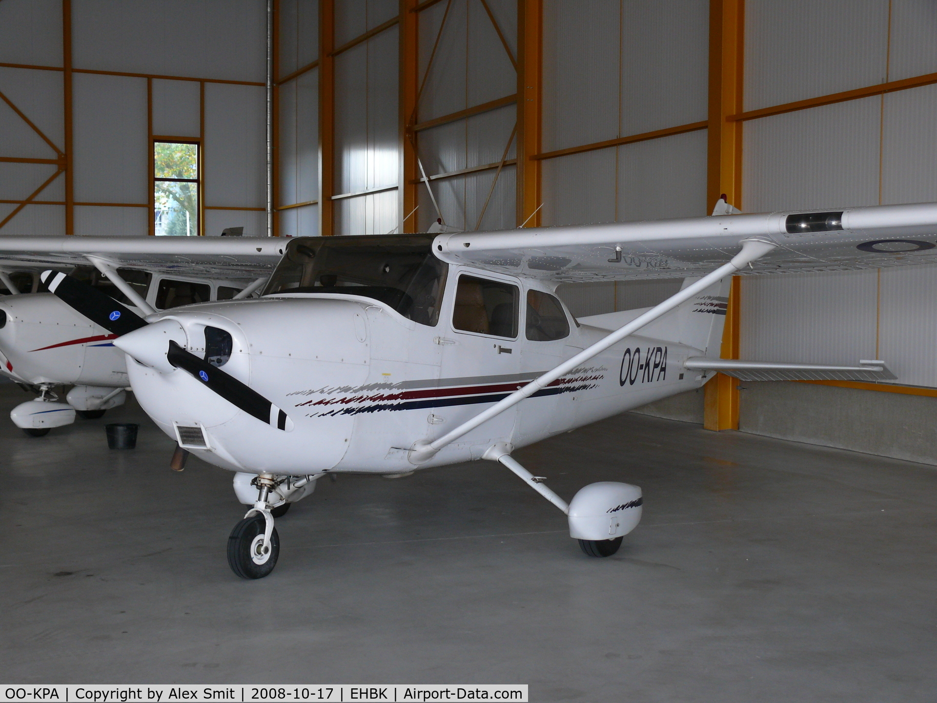 OO-KPA, 1998 Cessna 172R C/N 17280521, Cessna C172R Skyhawk OO-KPA Air Service Limburg