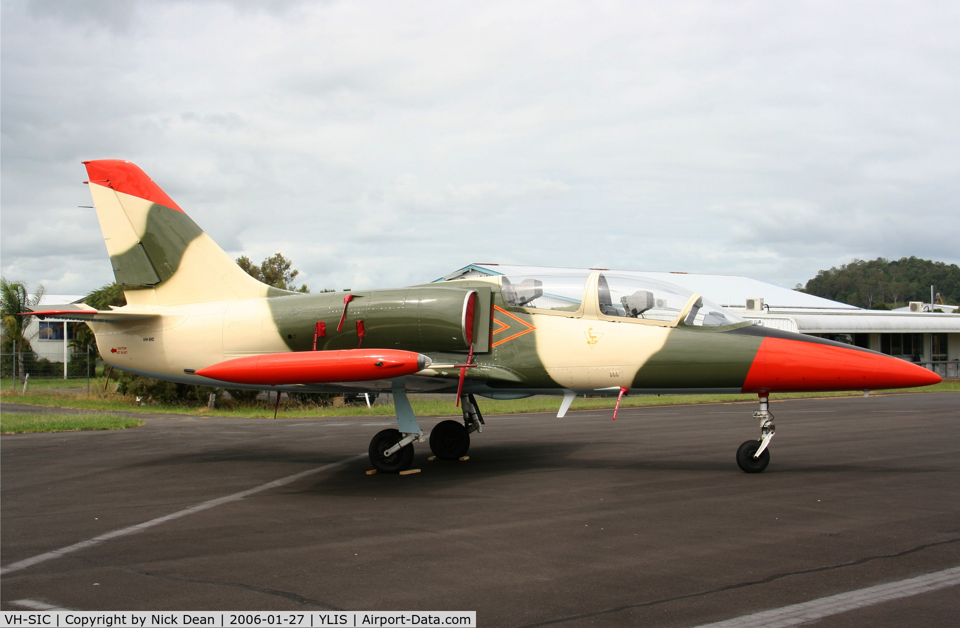 VH-SIC, 1984 Aero L-39C Albatros C/N 433144, YLIS