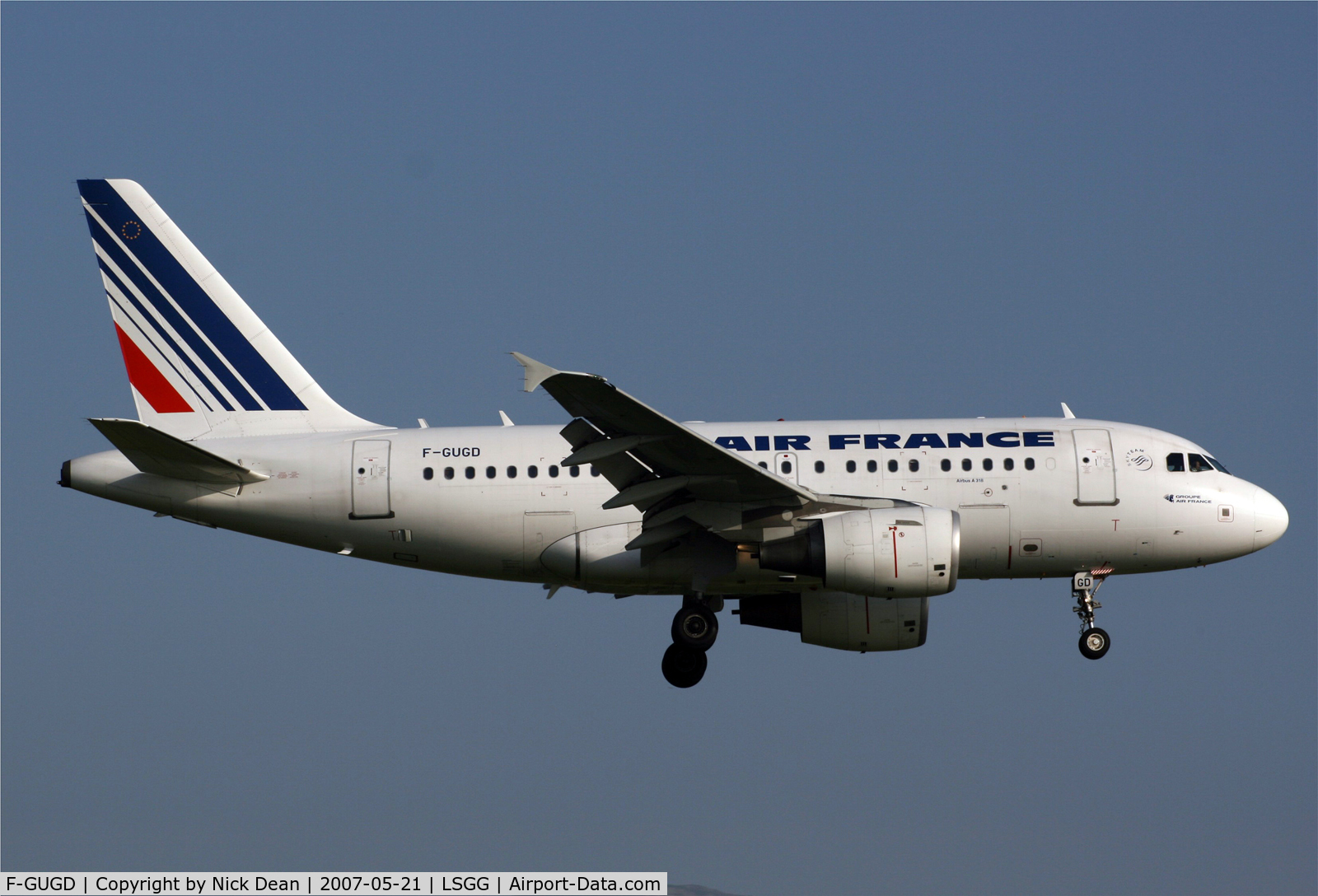 F-GUGD, 2003 Airbus A318-111 C/N 2081, LSGG