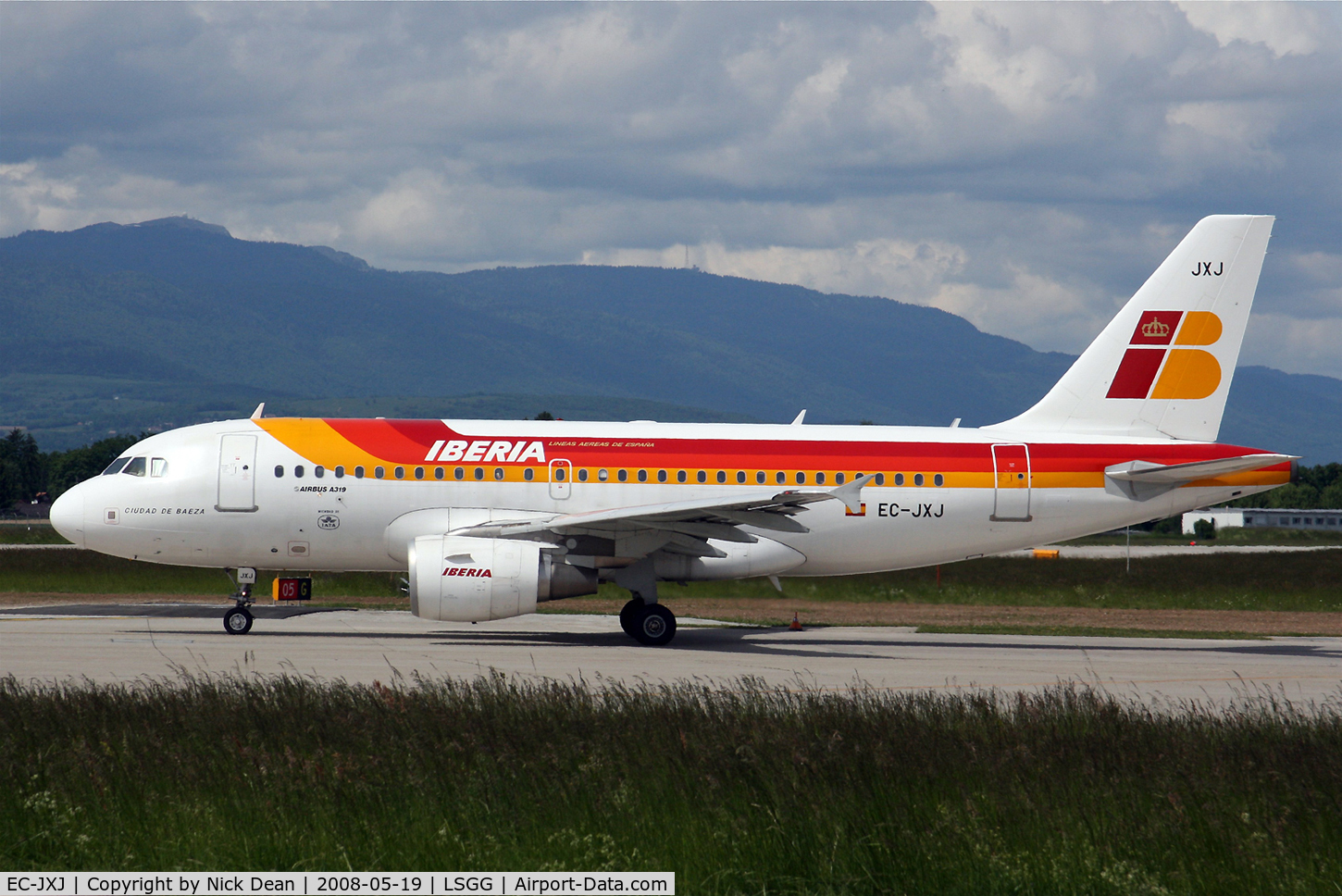 EC-JXJ, 2006 Airbus A319-111 C/N 2889, /