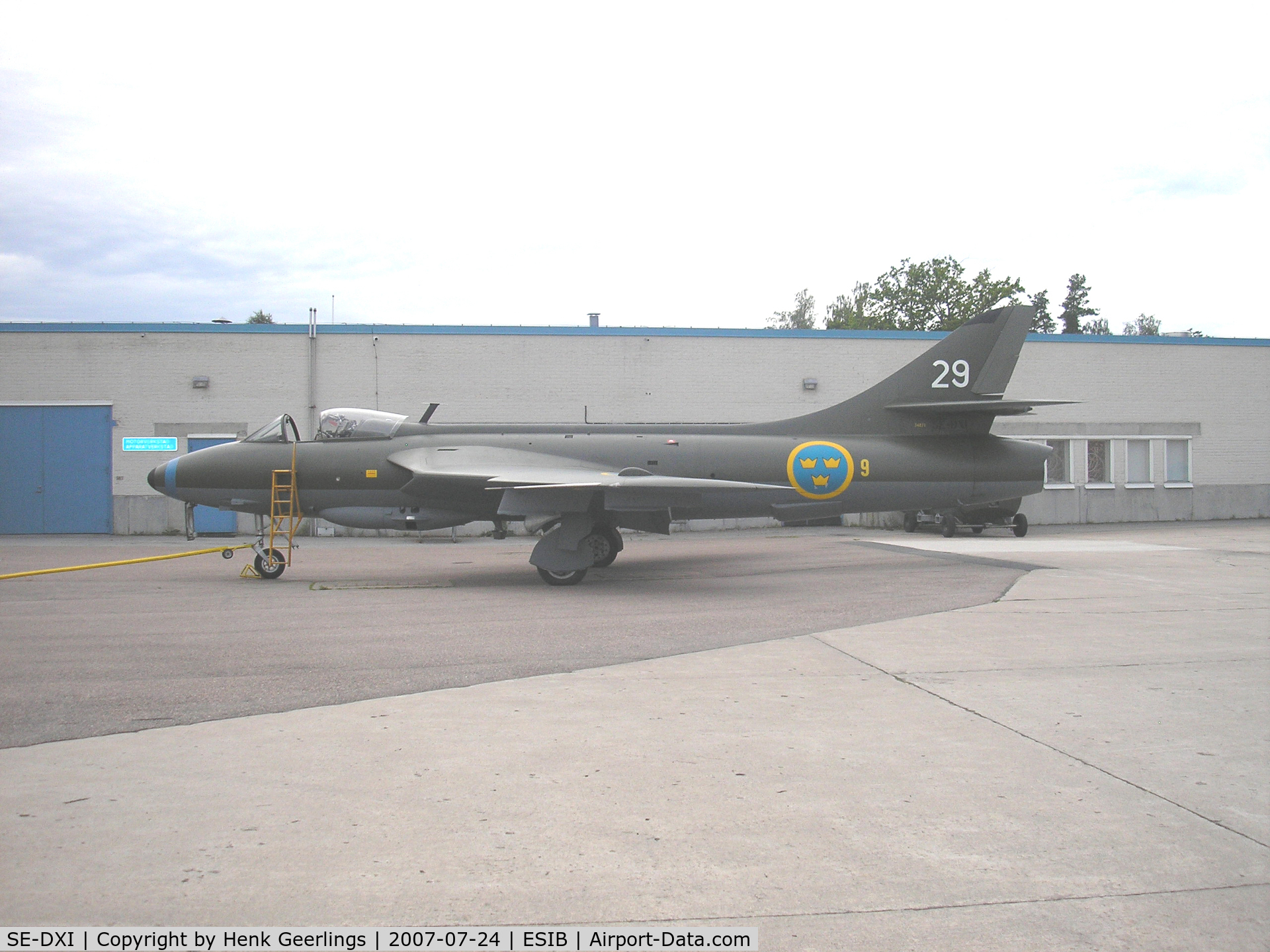 SE-DXI, Hawker Hunter F.58 C/N 41H/697440, SwAF Historic Flt - Satenas AFB  July 2007