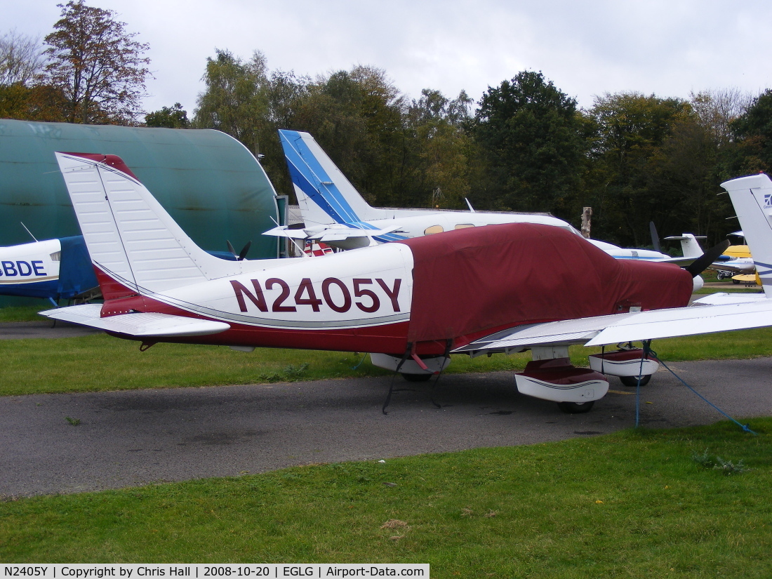 N2405Y, 1985 Piper PA-28-181 C/N 28-8590070, Crashed in Hampshire on 10th April 2009, killing the two people on board. 