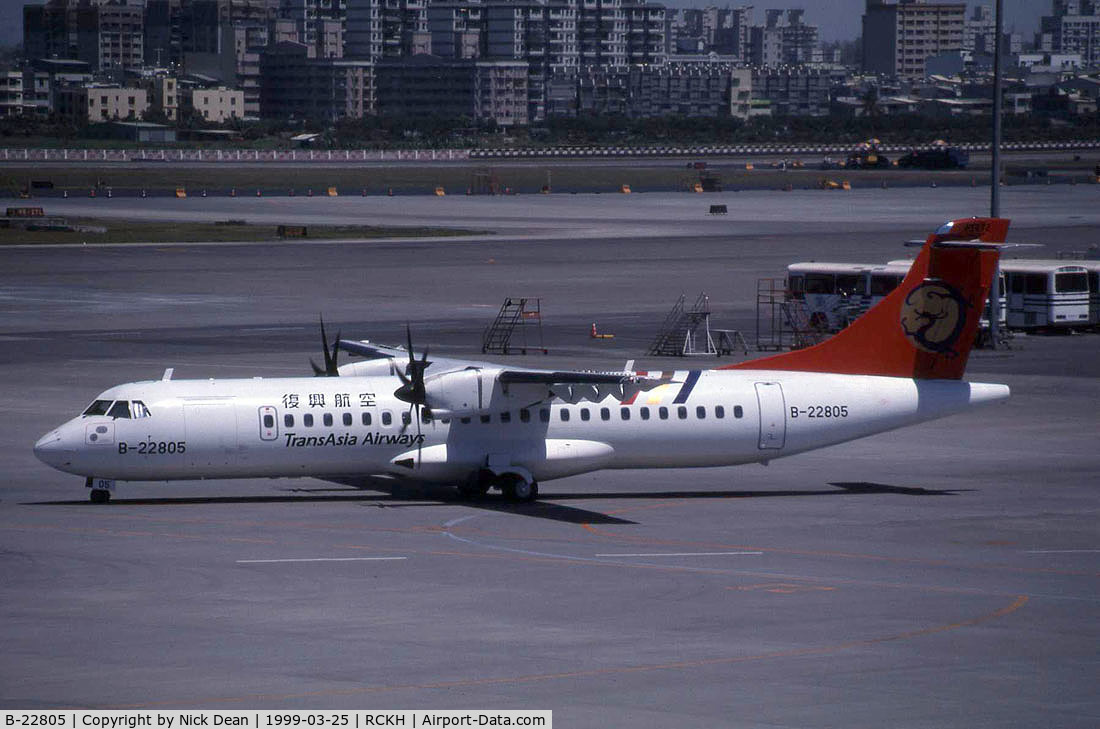 B-22805, 1998 ATR 72-212A C/N 558, Scanned from a slide