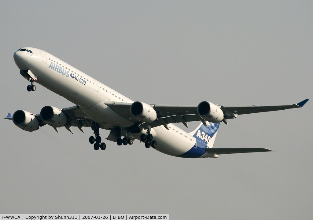 F-WWCA, 2001 Airbus A340-642 C/N 360, Taking off rwy 32L