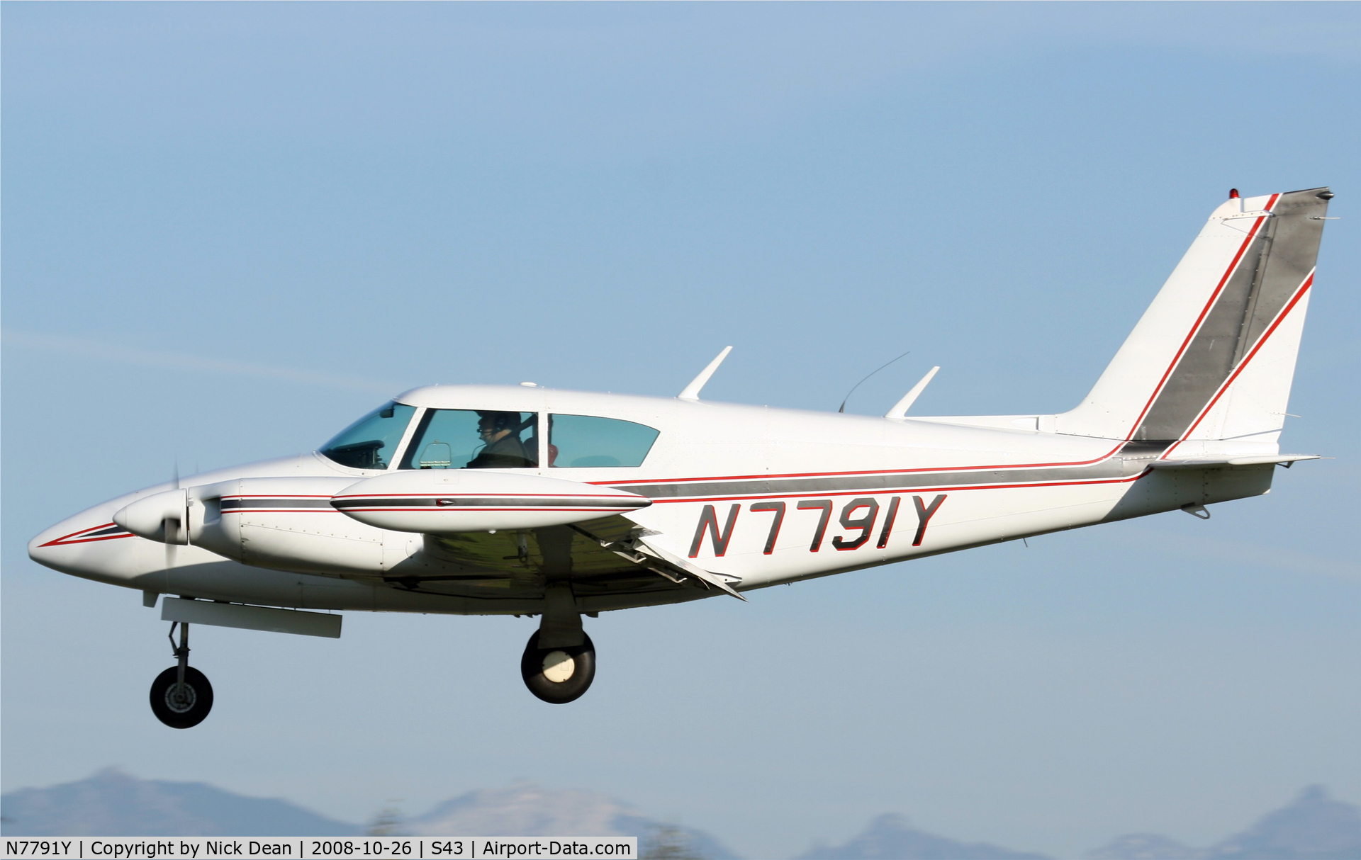 N7791Y, 1965 Piper PA-30 Twin Comanche C/N 30-874, Another Twinkie at S43
