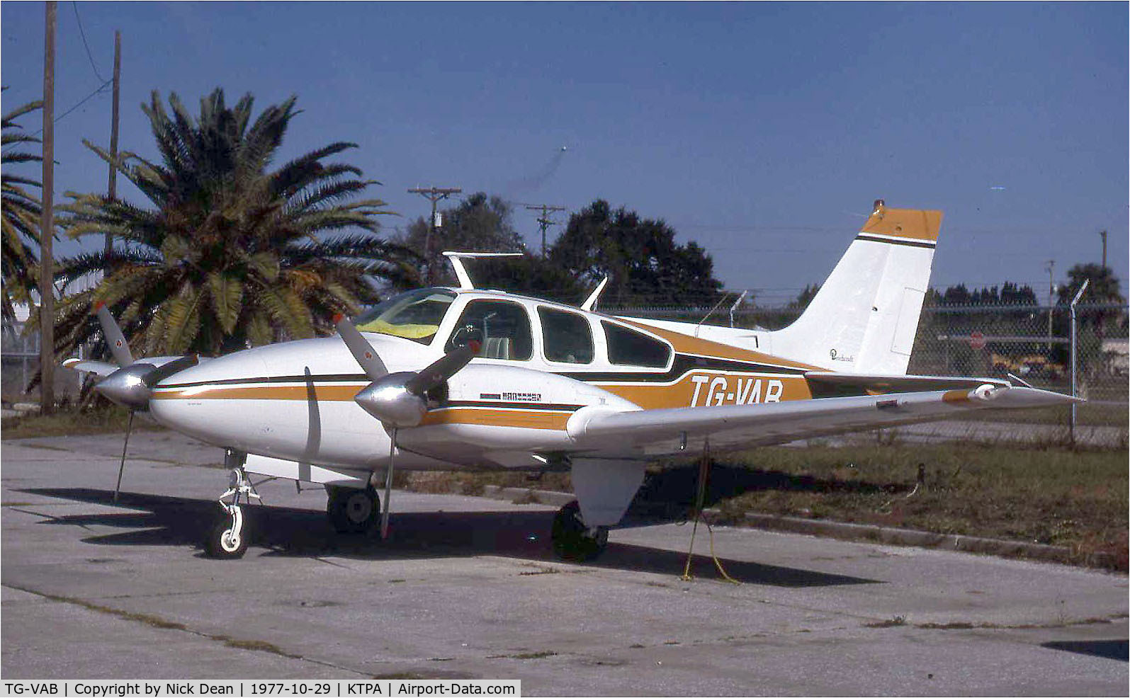 TG-VAB, Beechcraft 95-55 C/N TC-1542, /