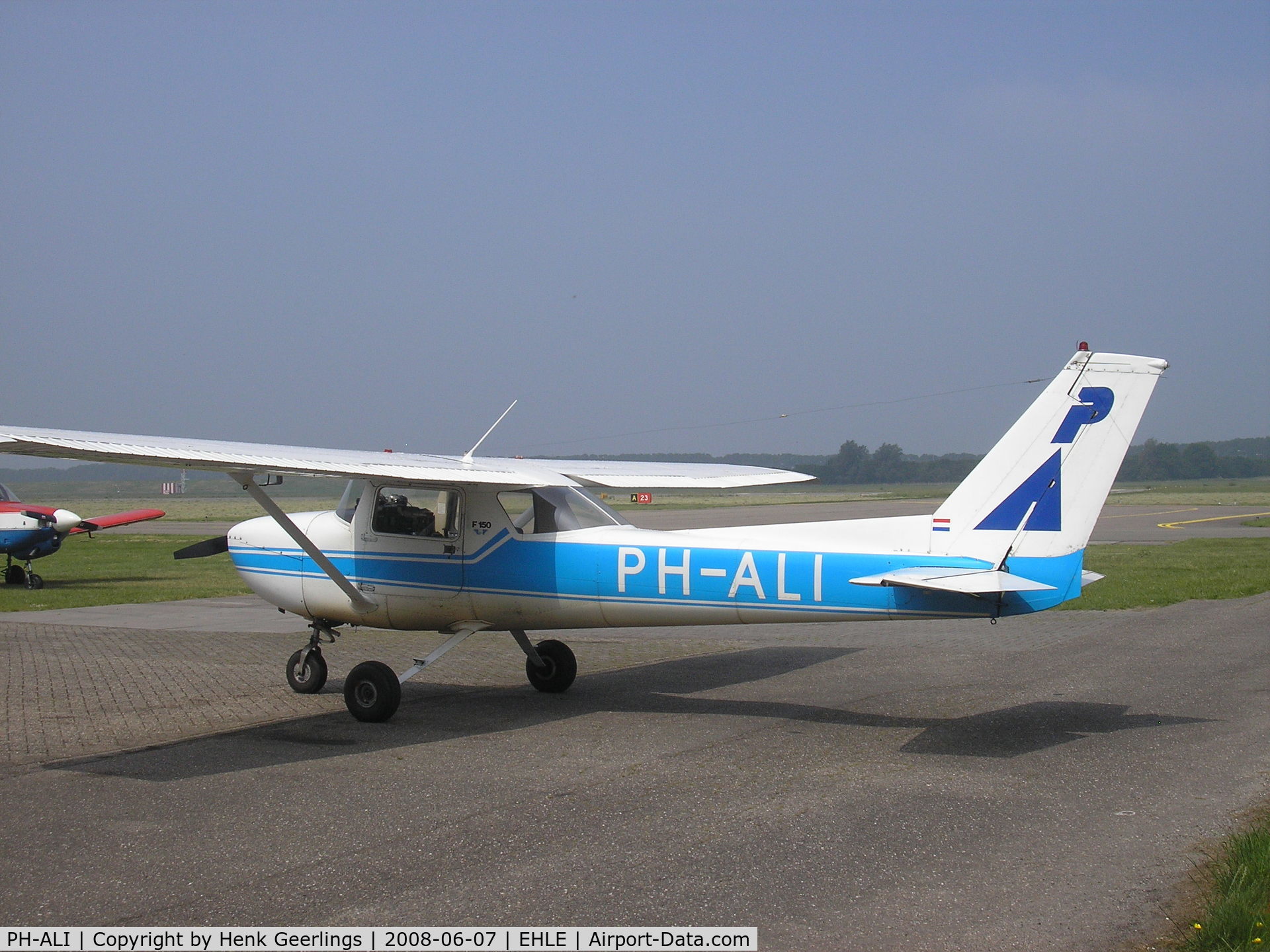 PH-ALI, 1975 Reims F150M C/N 1161, Polder Aviation , Lelystad