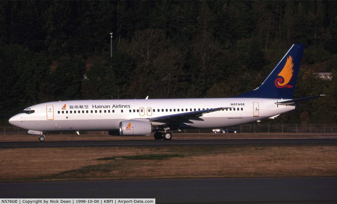 N576GE, 1998 Boeing 737-86N C/N 28576, /