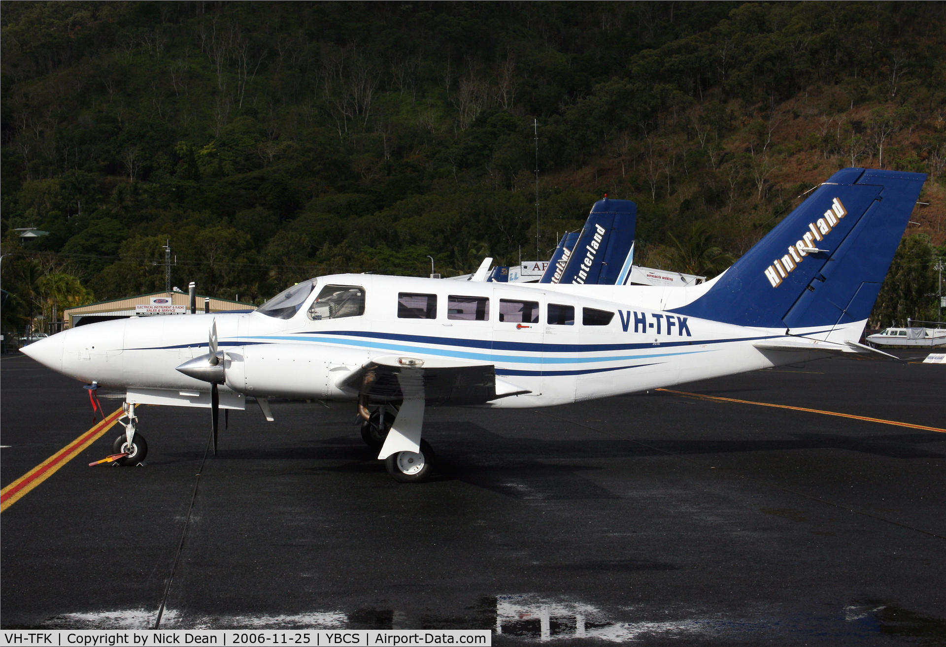 VH-TFK, Cessna 402C C/N 402C1011, /