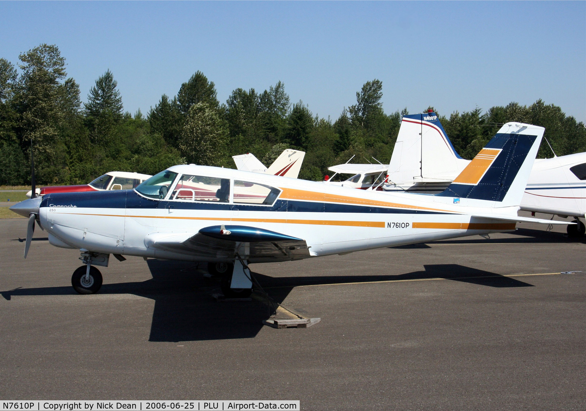 N7610P, 1961 Piper PA-24-250 Comanche C/N 24-2821, .