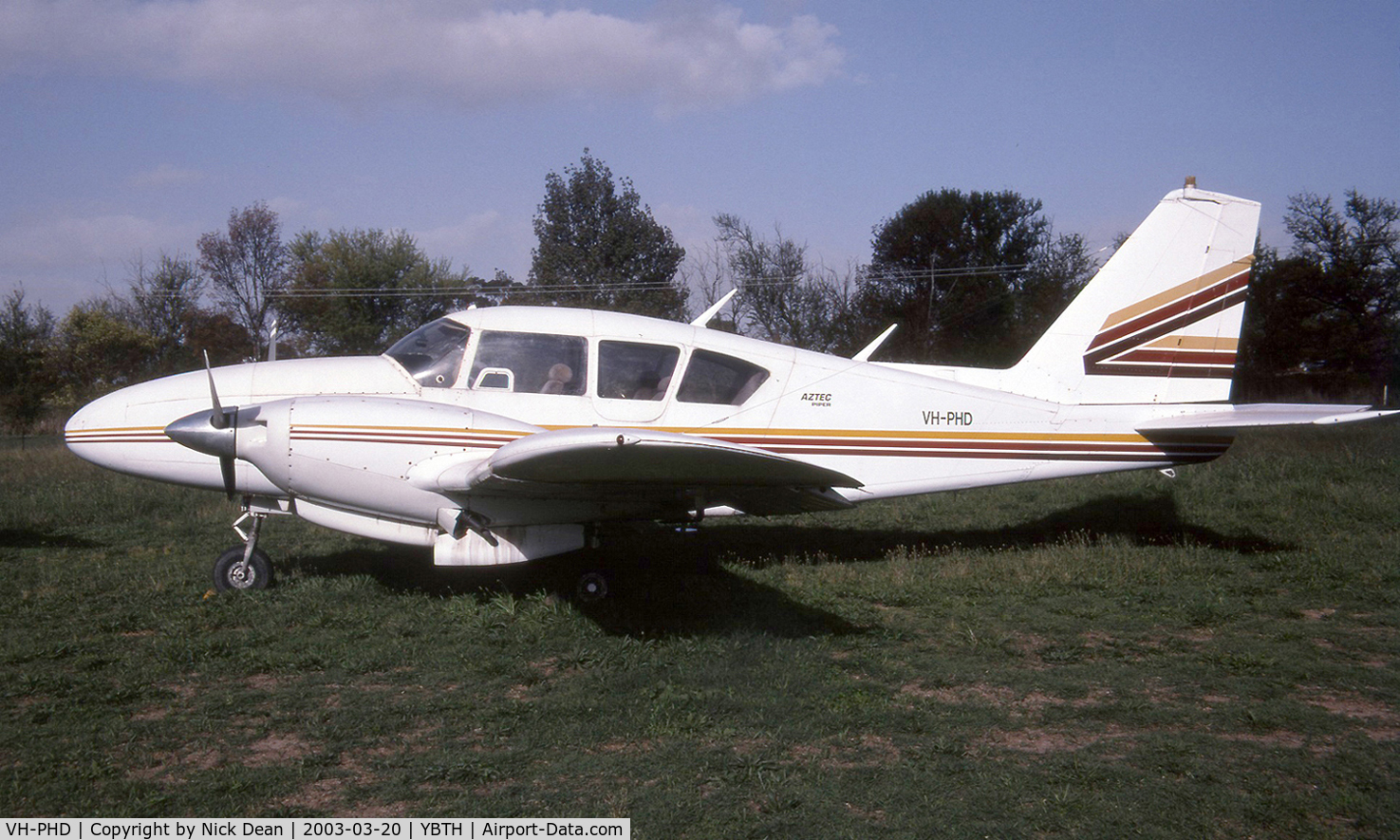 VH-PHD, 1967 Piper PA-23-250 C/N 27-3625, .
