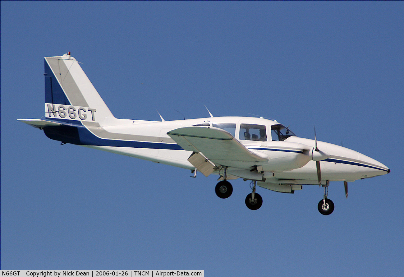 N66GT, 1968 Piper PA-23-250 C/N 27-4001, .