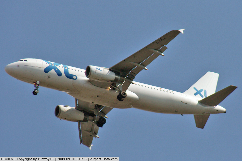 D-AXLA, 2005 Airbus A320-232 C/N 2500, landing on runway 34