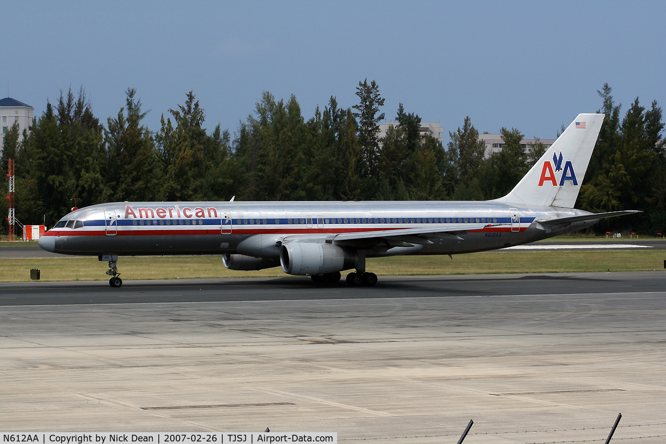 N612AA, 1989 Boeing 757-223 C/N 24488, /