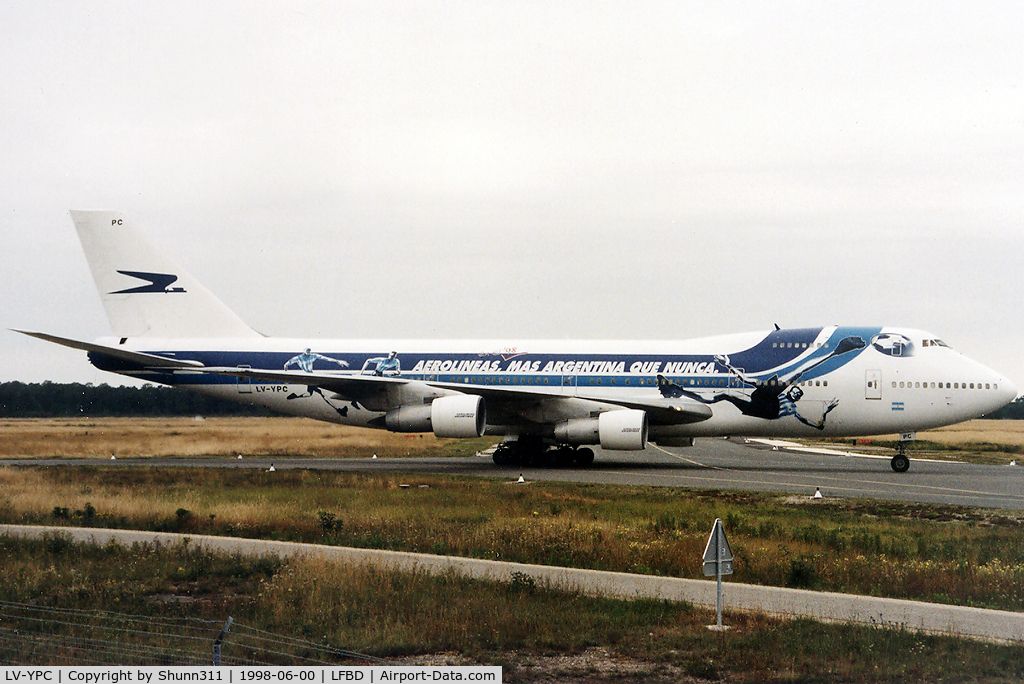 LV-YPC, 1980 Boeing 747-212B C/N 21938, Arriving from Buenos Aires and rolling to the terminal...