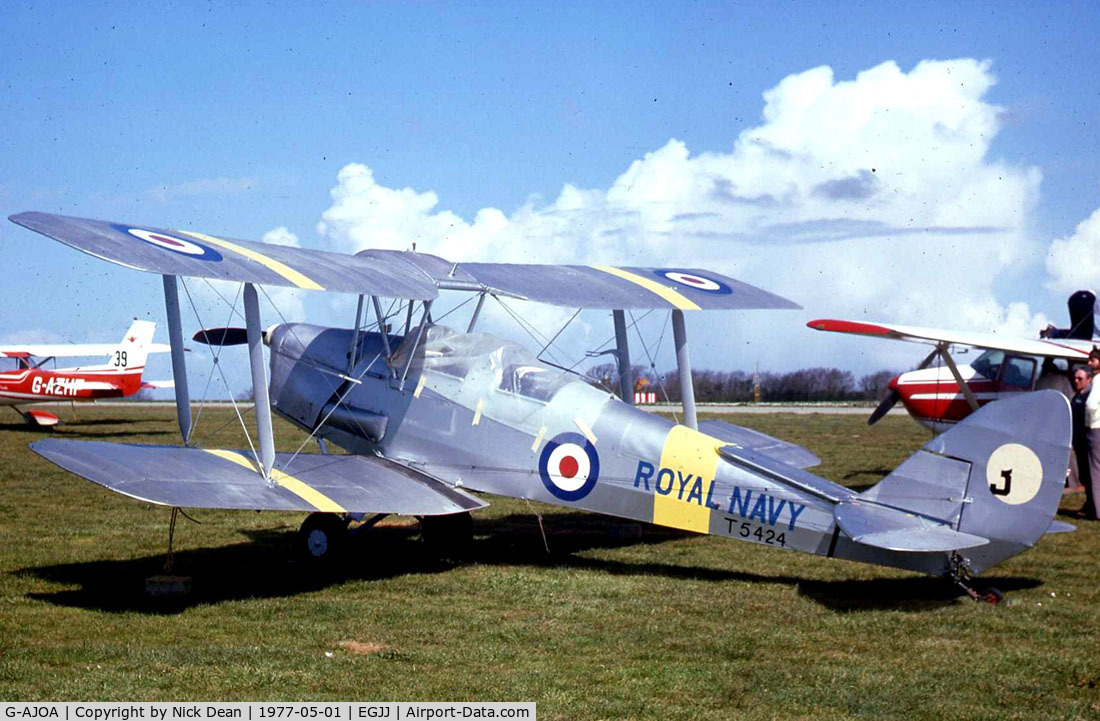 G-AJOA, 1940 De Havilland DH-82A Tiger Moth II C/N 83167, /